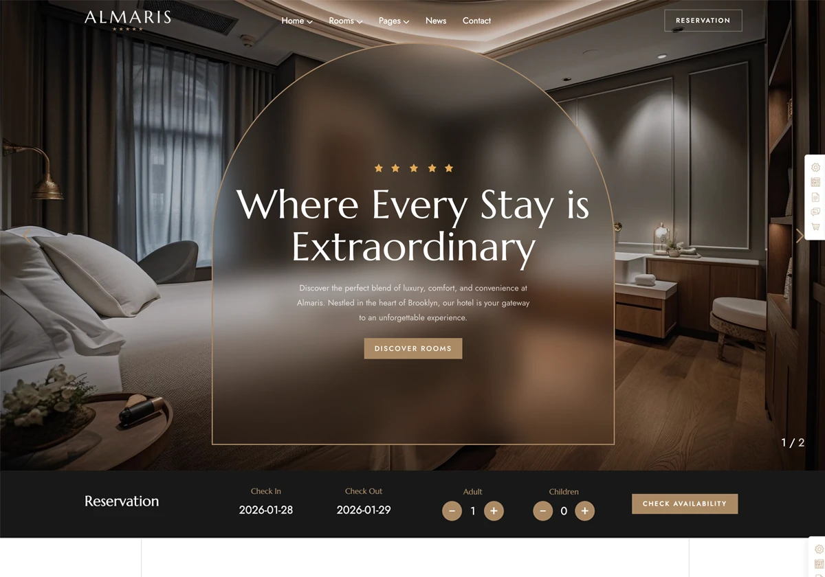 La homepage di un sito web di un hotel di lusso, realizzato con competenza nella creazione di siti web, presenta una camera da letto elegante, un'illuminazione raffinata e un testo che recita Where Every Stay is Extraordinary. Sono visibili le opzioni di prenotazione delle camere e il pulsante Discover Rooms.